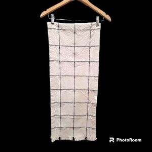 100% Cotton Table Runner Black Beige/Cream Fringe Minimalist Contemporary Plaid